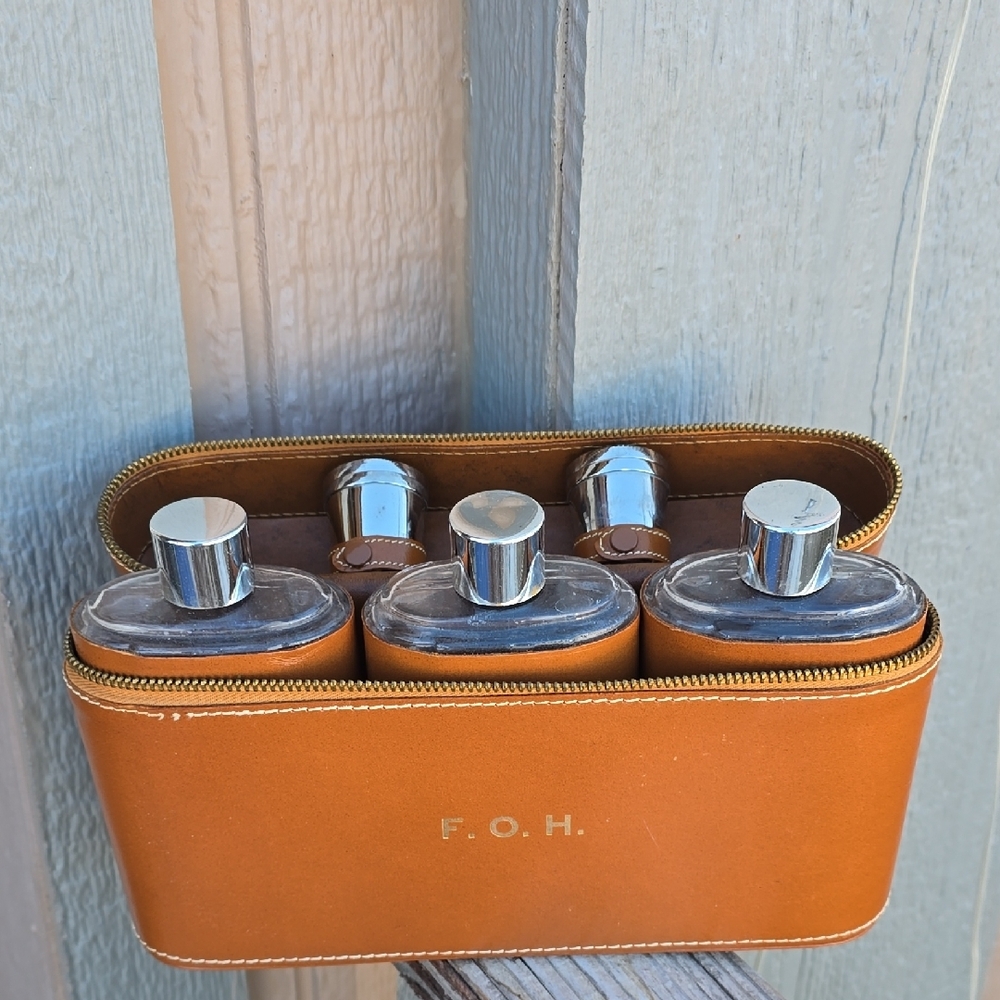 Leather Travel 3 Flask Set + 4 Stainless Shot Glasses – Barware / Mixology